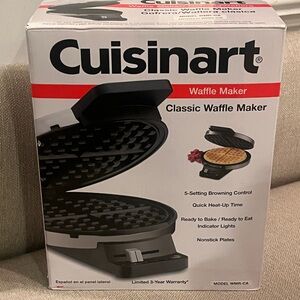Cuisinart Classic Round Waffle Maker